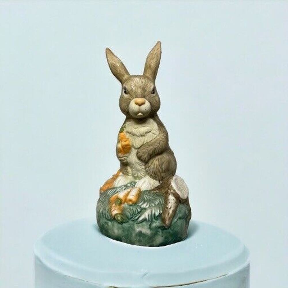 Midwest Importers Ceramic Rabbit‎ Music Box Bunny Spring Carrots Animal Nursery